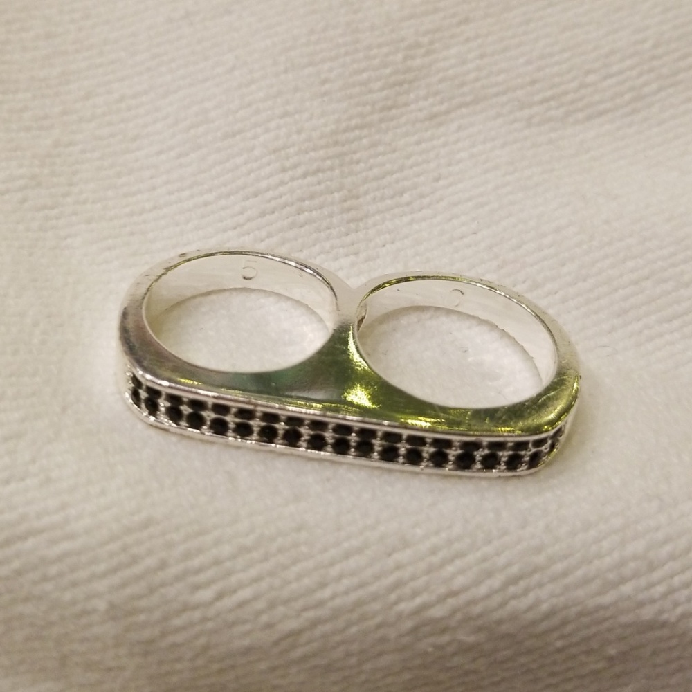 COPY - Erica Annenberg Double Finger Black Stone Ring 5-4